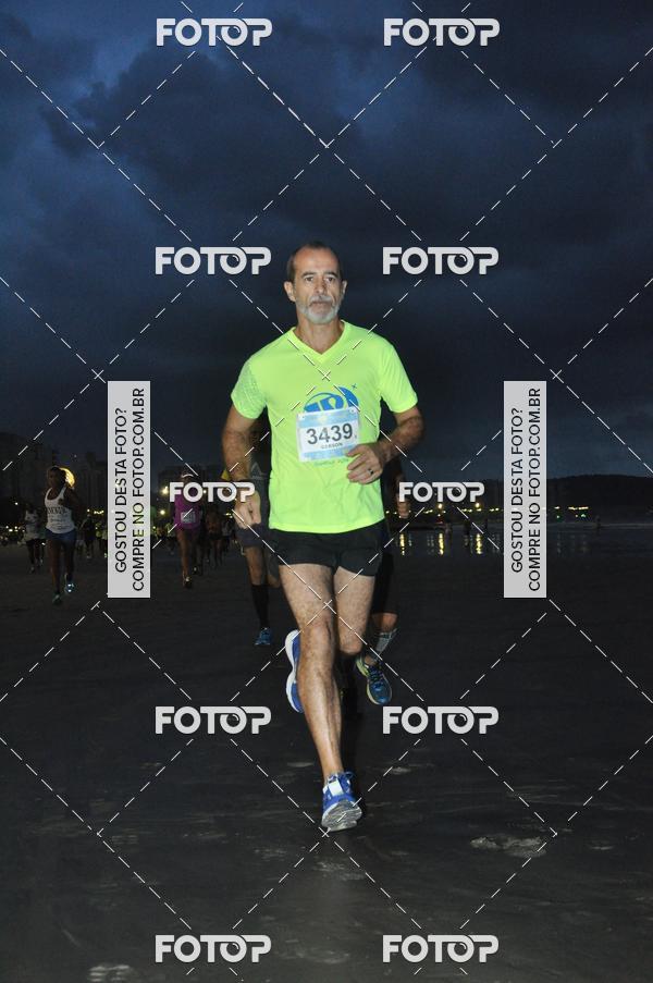 Buy your photos of the eventCircuito Jovem Pan Night Run - Etapa Santos on Fotop