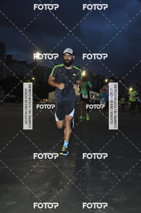 Buy your photos of the eventCircuito Jovem Pan Night Run - Etapa Santos on Fotop