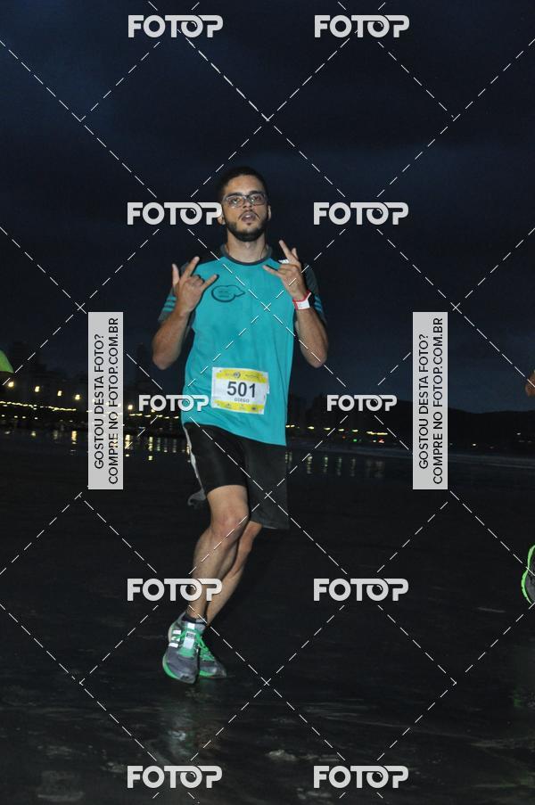 Buy your photos of the eventCircuito Jovem Pan Night Run - Etapa Santos on Fotop