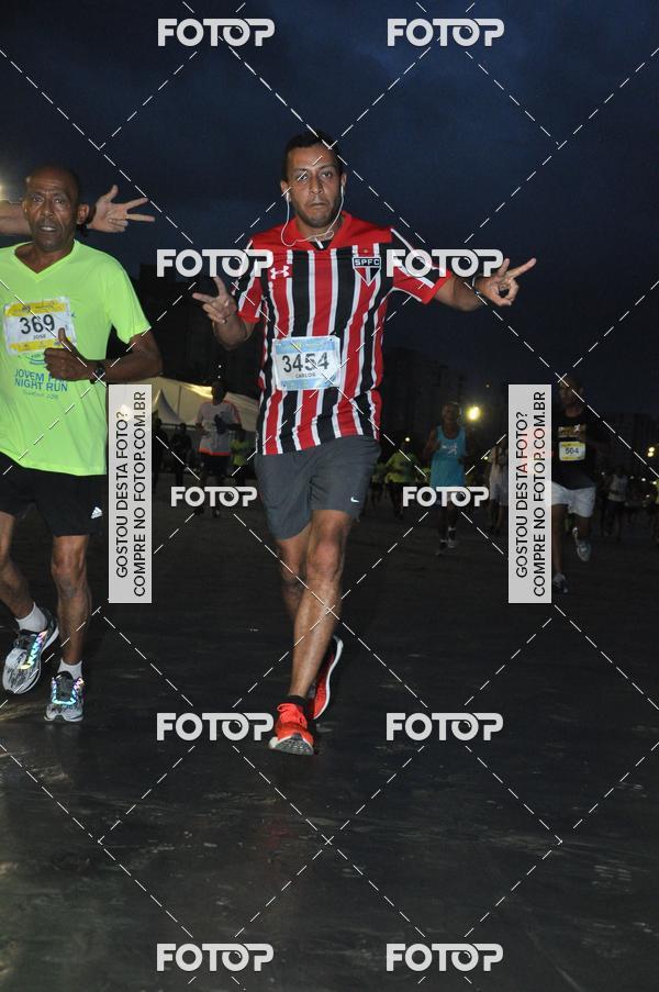 Buy your photos of the eventCircuito Jovem Pan Night Run - Etapa Santos on Fotop