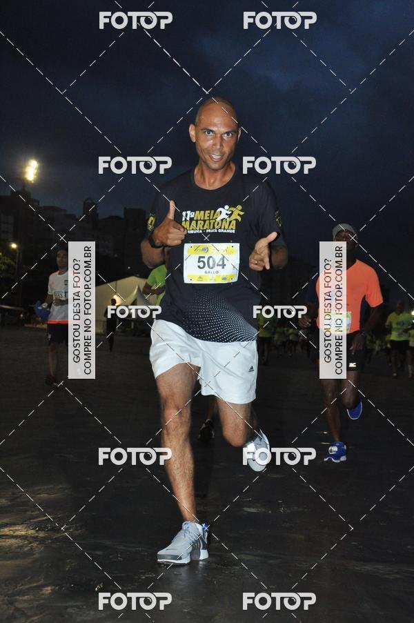 Buy your photos of the eventCircuito Jovem Pan Night Run - Etapa Santos on Fotop