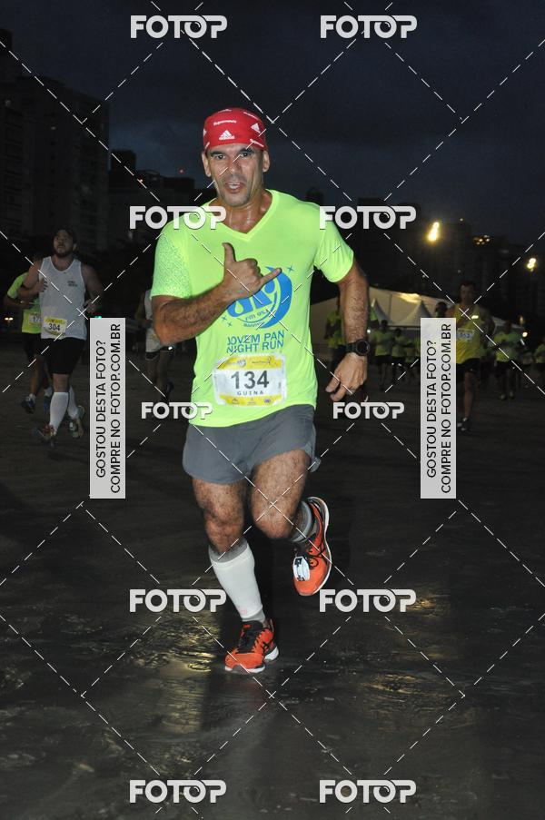 Buy your photos of the eventCircuito Jovem Pan Night Run - Etapa Santos on Fotop