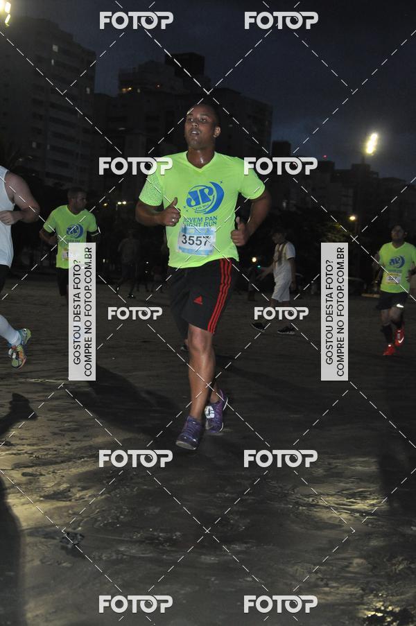 Buy your photos of the eventCircuito Jovem Pan Night Run - Etapa Santos on Fotop