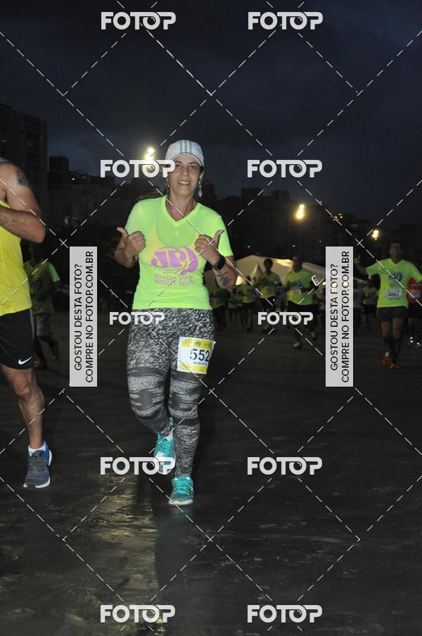 Buy your photos of the eventCircuito Jovem Pan Night Run - Etapa Santos on Fotop