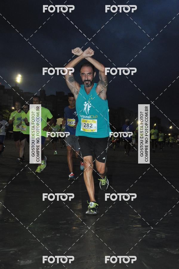 Buy your photos of the eventCircuito Jovem Pan Night Run - Etapa Santos on Fotop