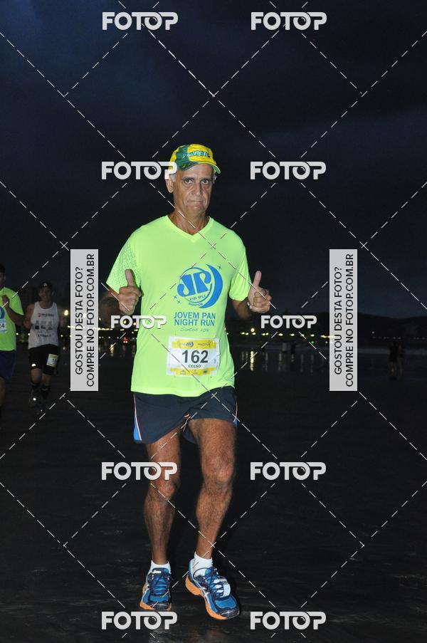 Buy your photos of the eventCircuito Jovem Pan Night Run - Etapa Santos on Fotop