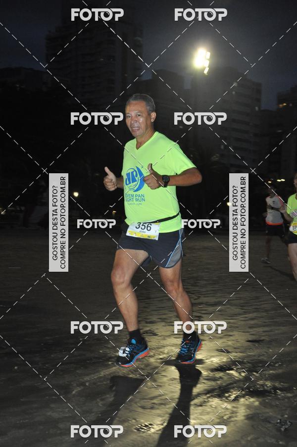 Buy your photos of the eventCircuito Jovem Pan Night Run - Etapa Santos on Fotop