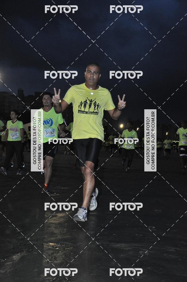 Buy your photos of the eventCircuito Jovem Pan Night Run - Etapa Santos on Fotop