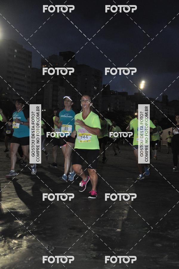 Buy your photos of the eventCircuito Jovem Pan Night Run - Etapa Santos on Fotop
