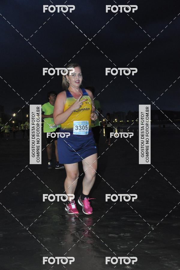 Buy your photos of the eventCircuito Jovem Pan Night Run - Etapa Santos on Fotop