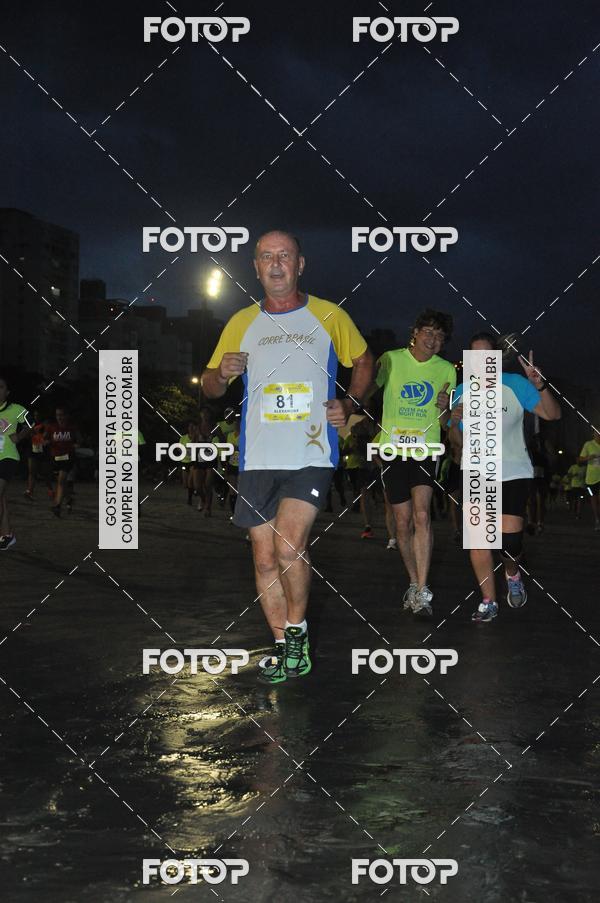 Buy your photos of the eventCircuito Jovem Pan Night Run - Etapa Santos on Fotop