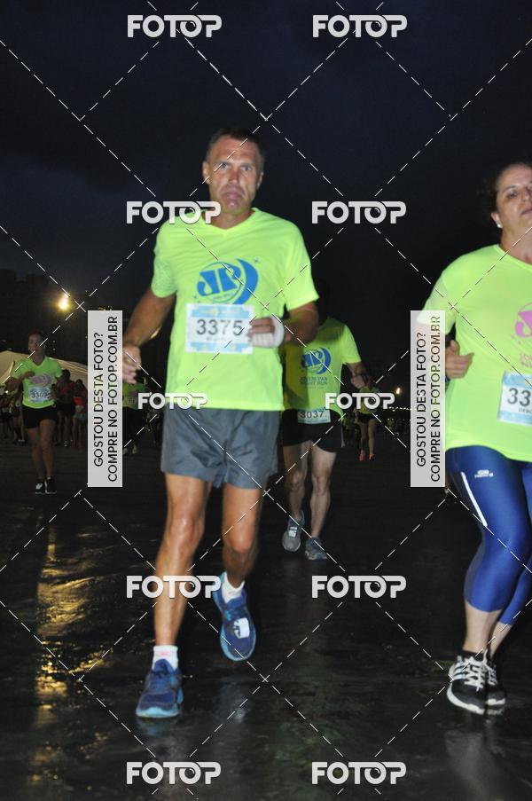 Buy your photos of the eventCircuito Jovem Pan Night Run - Etapa Santos on Fotop
