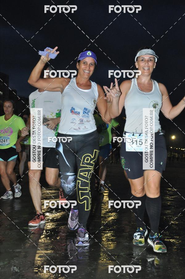 Buy your photos of the eventCircuito Jovem Pan Night Run - Etapa Santos on Fotop