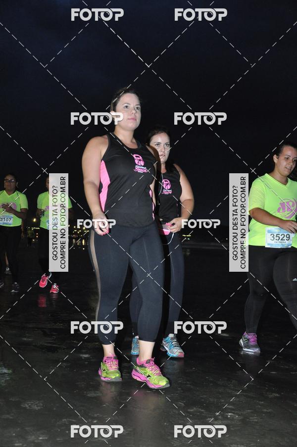 Buy your photos of the eventCircuito Jovem Pan Night Run - Etapa Santos on Fotop