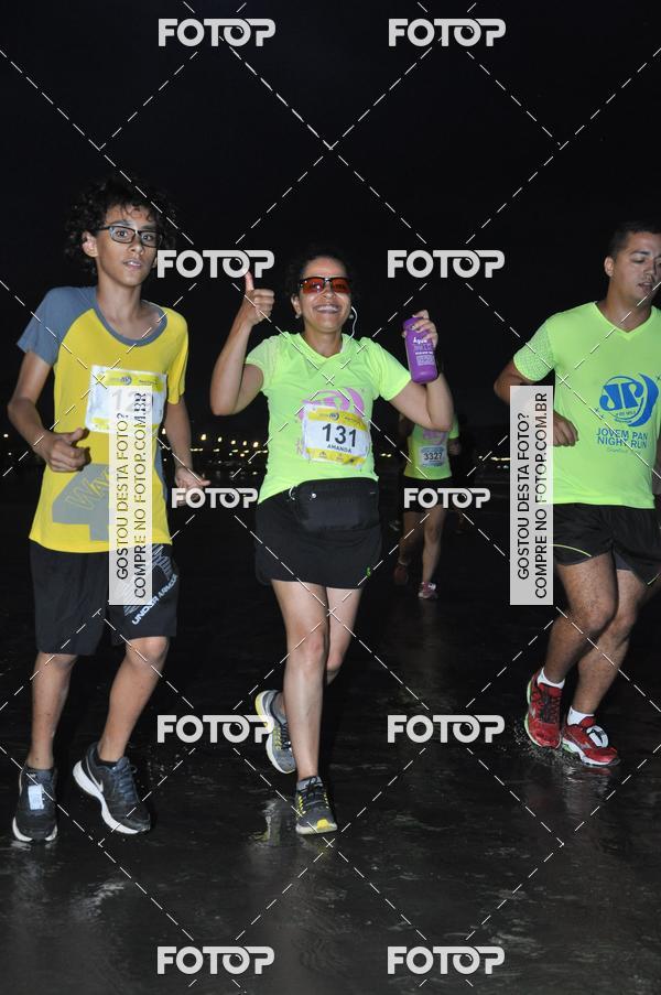 Buy your photos of the eventCircuito Jovem Pan Night Run - Etapa Santos on Fotop