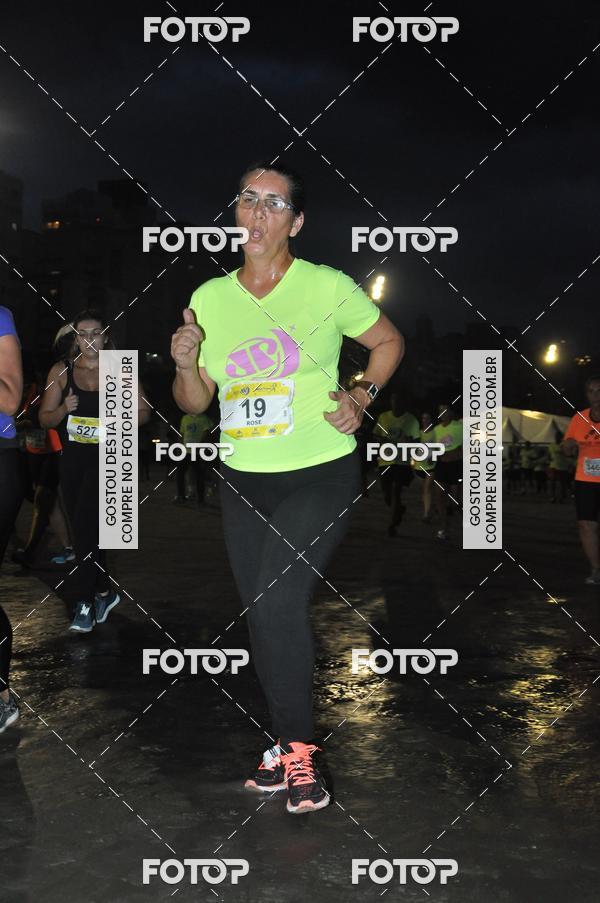 Buy your photos of the eventCircuito Jovem Pan Night Run - Etapa Santos on Fotop