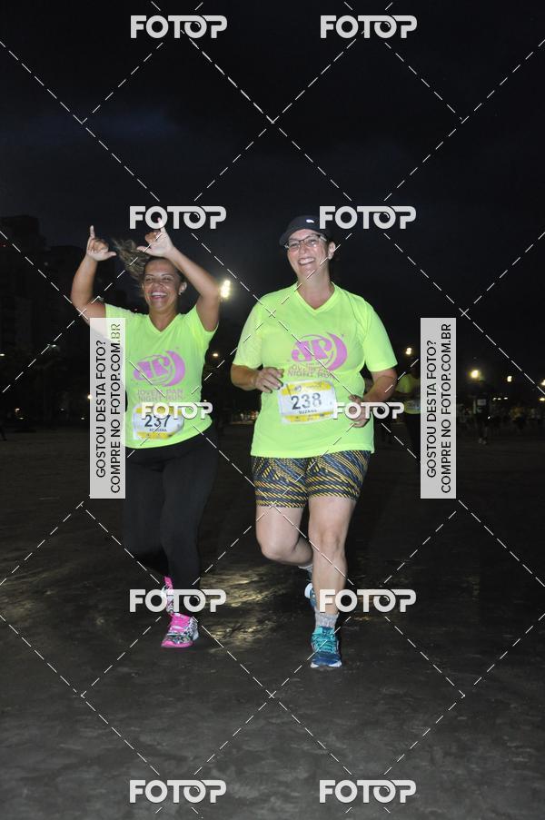 Buy your photos of the eventCircuito Jovem Pan Night Run - Etapa Santos on Fotop