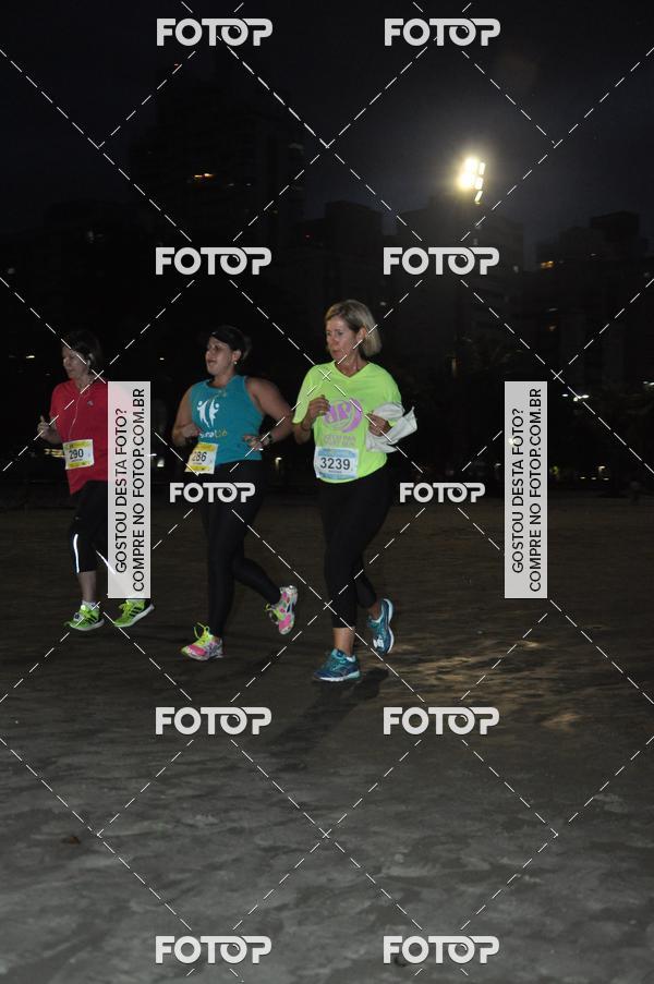 Buy your photos of the eventCircuito Jovem Pan Night Run - Etapa Santos on Fotop