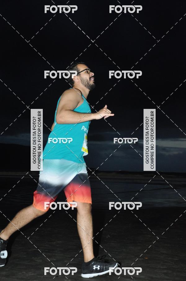 Buy your photos of the eventCircuito Jovem Pan Night Run - Etapa Santos on Fotop