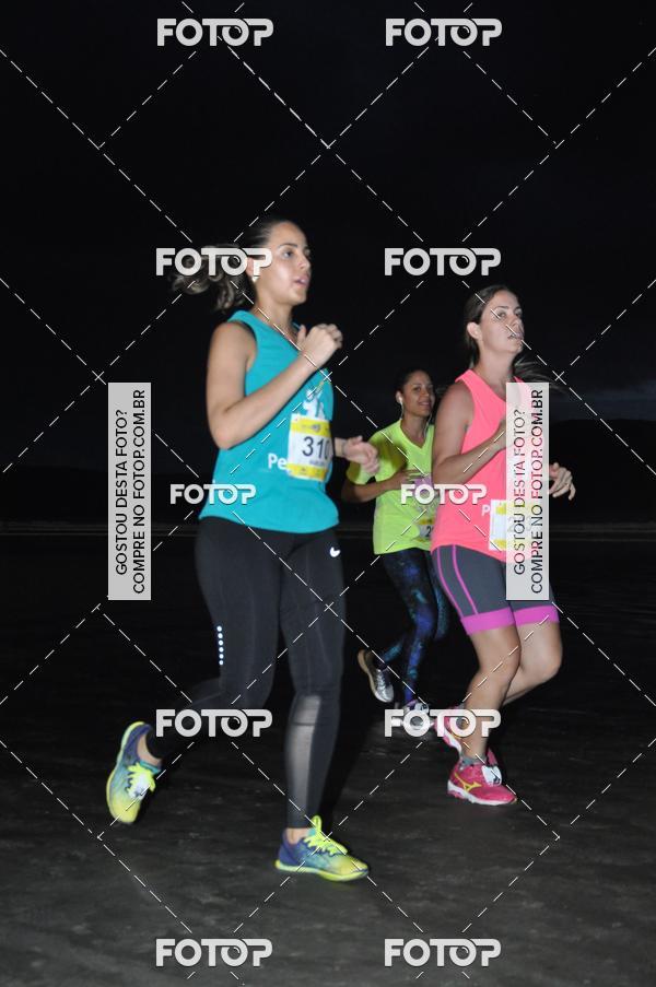 Buy your photos of the eventCircuito Jovem Pan Night Run - Etapa Santos on Fotop