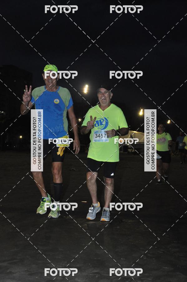 Buy your photos of the eventCircuito Jovem Pan Night Run - Etapa Santos on Fotop