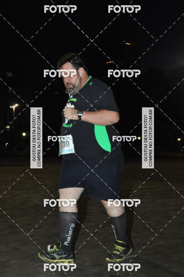 Buy your photos of the eventCircuito Jovem Pan Night Run - Etapa Santos on Fotop