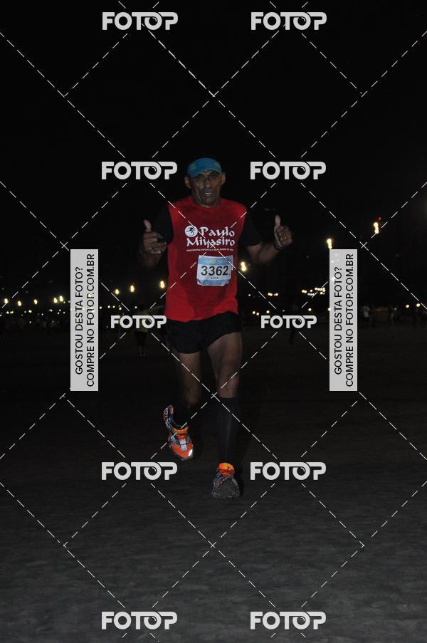 Buy your photos of the eventCircuito Jovem Pan Night Run - Etapa Santos on Fotop