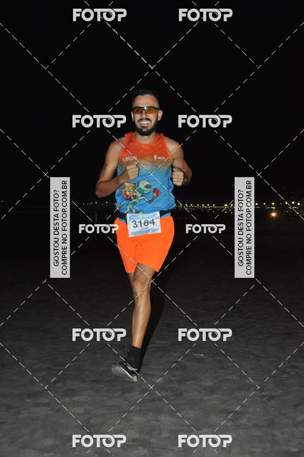 Buy your photos of the eventCircuito Jovem Pan Night Run - Etapa Santos on Fotop