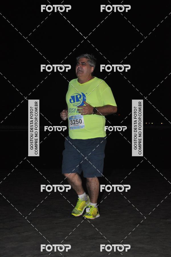 Buy your photos of the eventCircuito Jovem Pan Night Run - Etapa Santos on Fotop