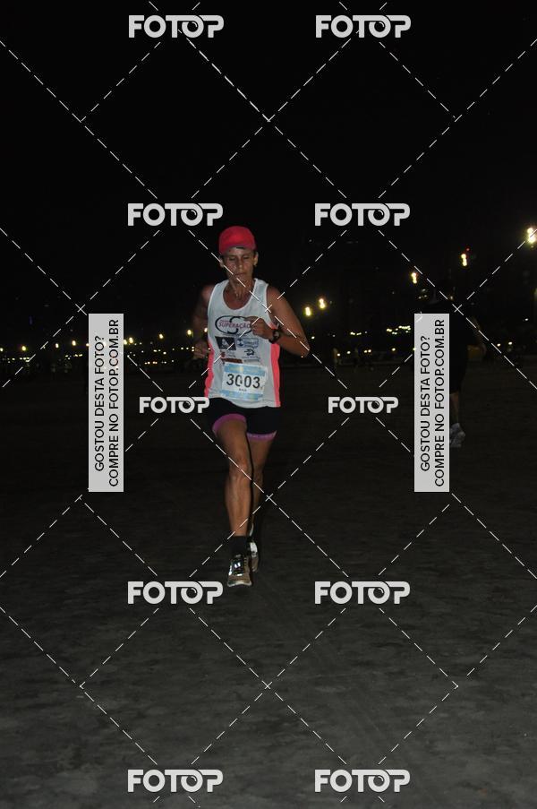 Buy your photos of the eventCircuito Jovem Pan Night Run - Etapa Santos on Fotop