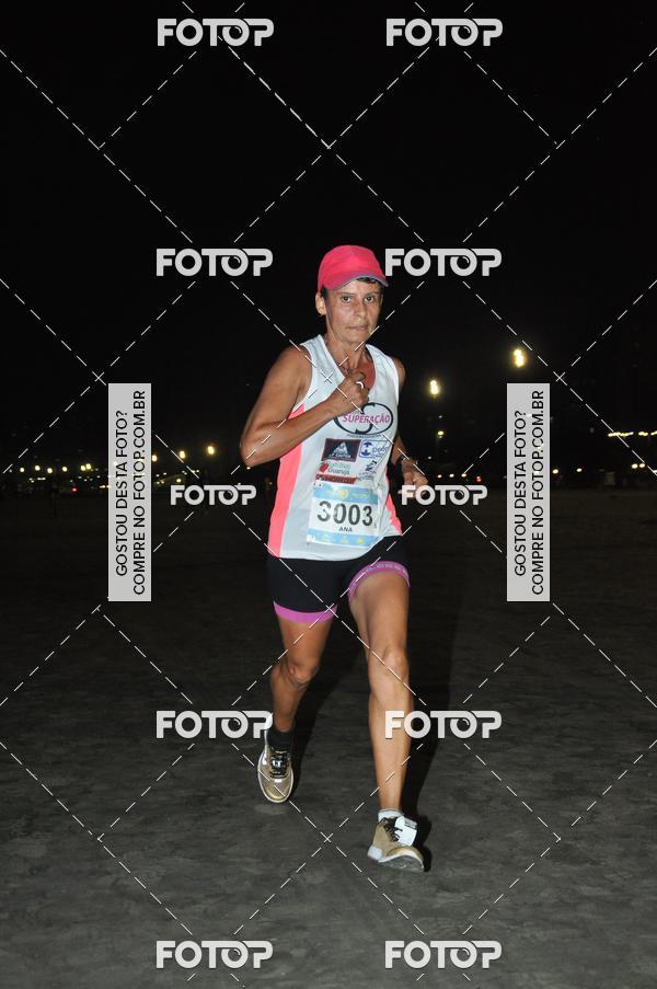 Buy your photos of the eventCircuito Jovem Pan Night Run - Etapa Santos on Fotop