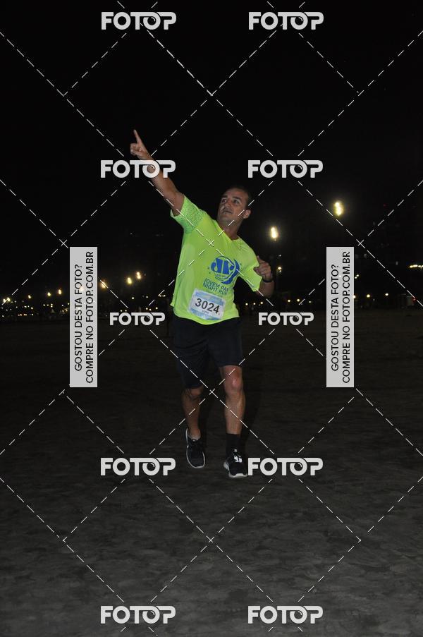 Buy your photos of the eventCircuito Jovem Pan Night Run - Etapa Santos on Fotop
