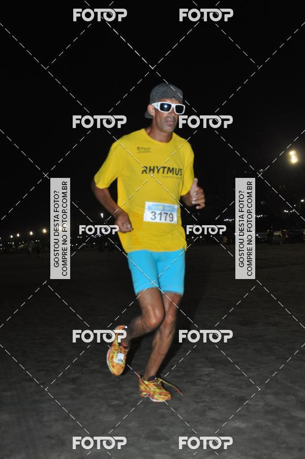 Buy your photos of the eventCircuito Jovem Pan Night Run - Etapa Santos on Fotop