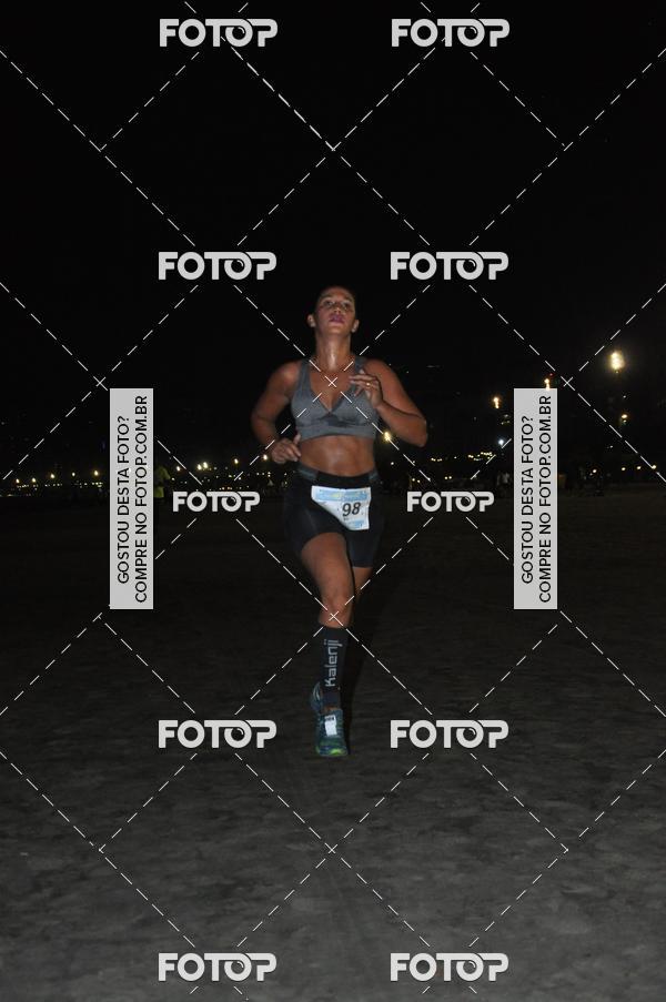 Buy your photos of the eventCircuito Jovem Pan Night Run - Etapa Santos on Fotop