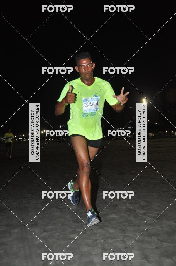 Buy your photos of the eventCircuito Jovem Pan Night Run - Etapa Santos on Fotop