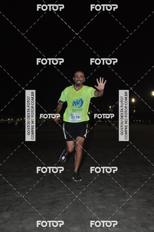 Buy your photos of the eventCircuito Jovem Pan Night Run - Etapa Santos on Fotop