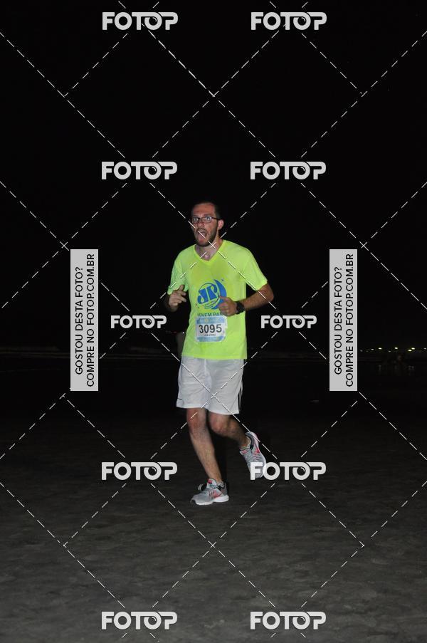 Buy your photos of the eventCircuito Jovem Pan Night Run - Etapa Santos on Fotop