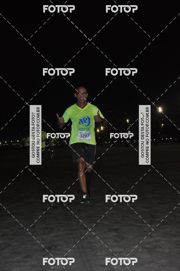 Buy your photos of the eventCircuito Jovem Pan Night Run - Etapa Santos on Fotop