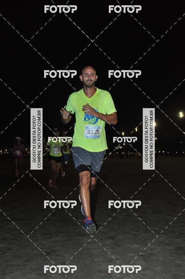 Buy your photos of the eventCircuito Jovem Pan Night Run - Etapa Santos on Fotop