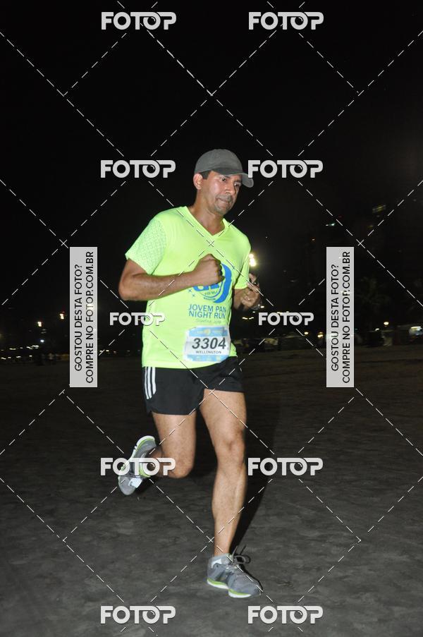 Buy your photos of the eventCircuito Jovem Pan Night Run - Etapa Santos on Fotop