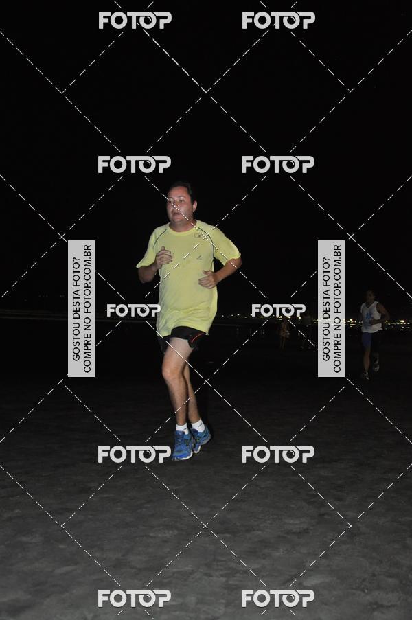 Buy your photos of the eventCircuito Jovem Pan Night Run - Etapa Santos on Fotop