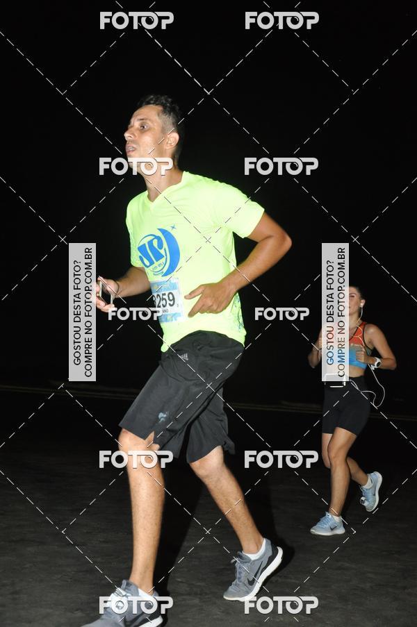 Buy your photos of the eventCircuito Jovem Pan Night Run - Etapa Santos on Fotop