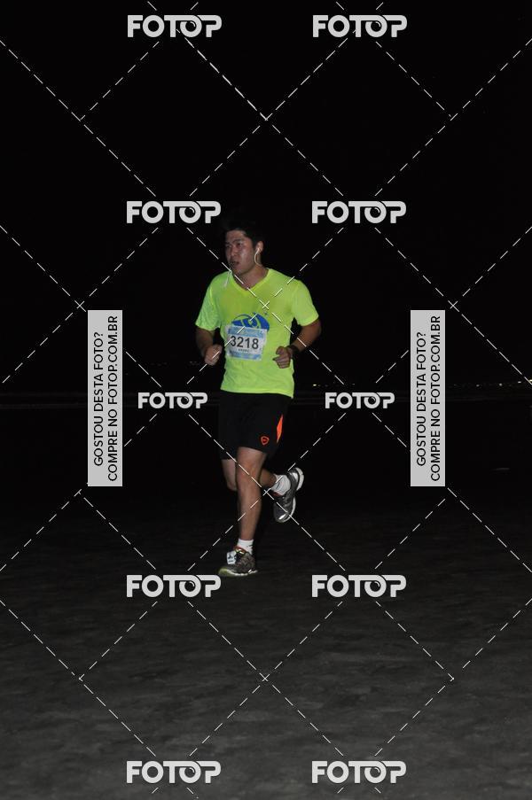 Buy your photos of the eventCircuito Jovem Pan Night Run - Etapa Santos on Fotop