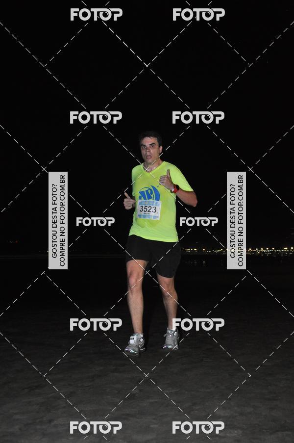 Buy your photos of the eventCircuito Jovem Pan Night Run - Etapa Santos on Fotop