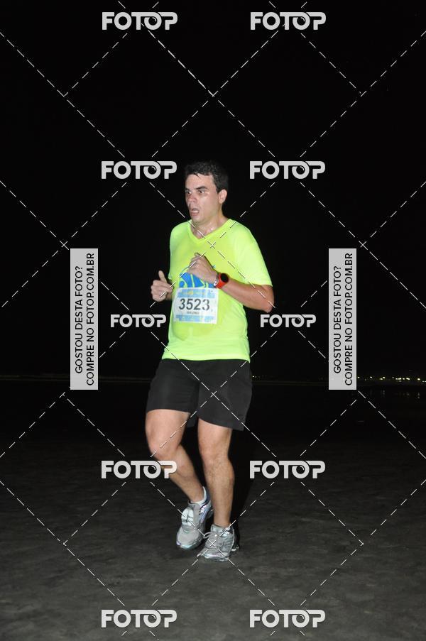 Buy your photos of the eventCircuito Jovem Pan Night Run - Etapa Santos on Fotop