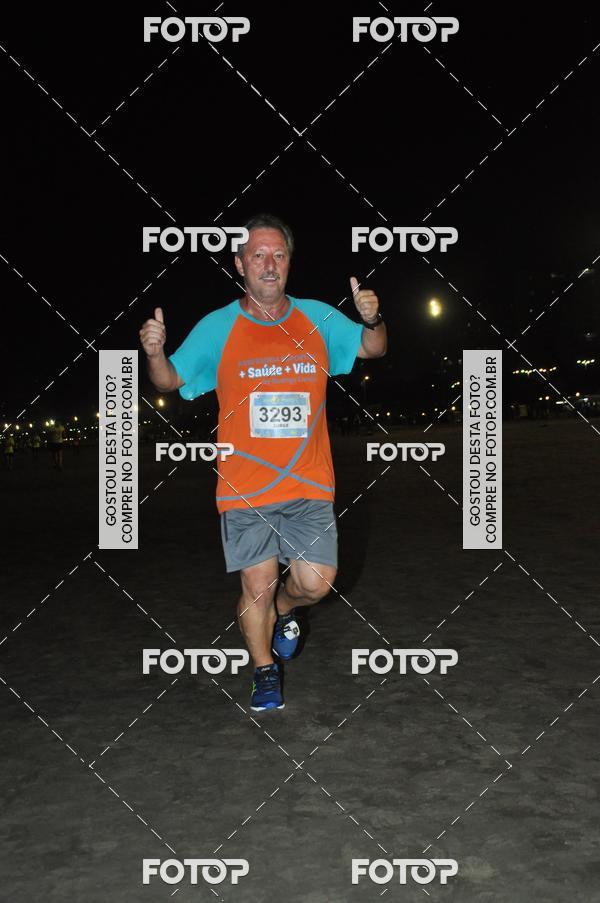 Buy your photos of the eventCircuito Jovem Pan Night Run - Etapa Santos on Fotop