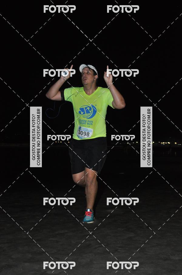 Buy your photos of the eventCircuito Jovem Pan Night Run - Etapa Santos on Fotop