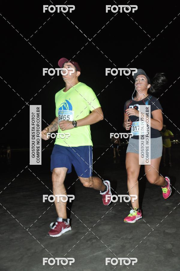 Buy your photos of the eventCircuito Jovem Pan Night Run - Etapa Santos on Fotop