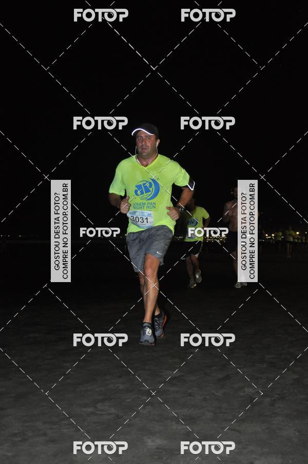 Buy your photos of the eventCircuito Jovem Pan Night Run - Etapa Santos on Fotop