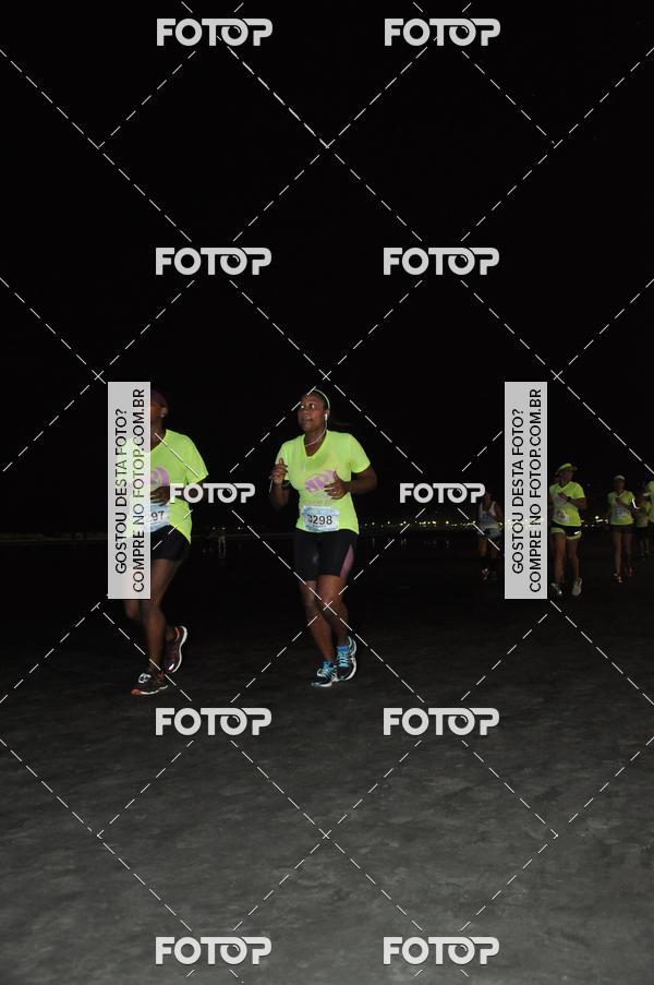 Buy your photos of the eventCircuito Jovem Pan Night Run - Etapa Santos on Fotop